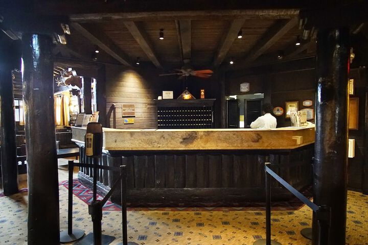 Kachina Lodge - Inside the Park
