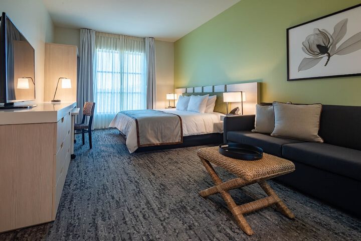 Room 20 of 38