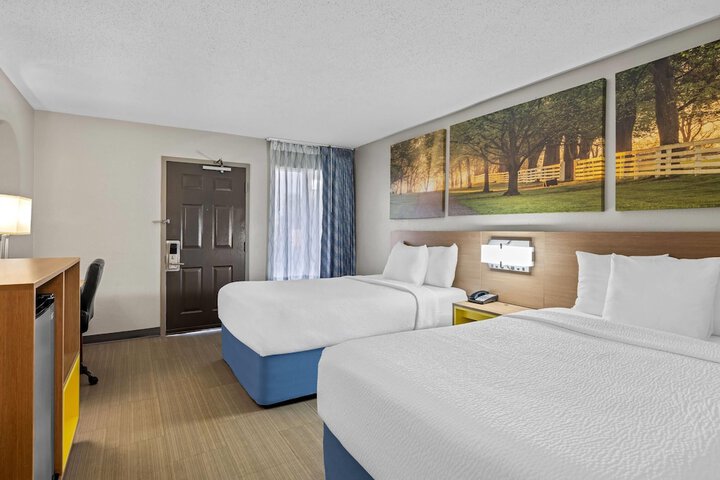 Days Inn by Wyndham Chattanooga / Hamilton Place
