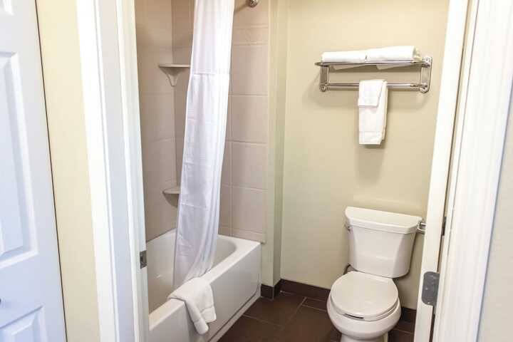 Staybridge Suites Minot by IHG