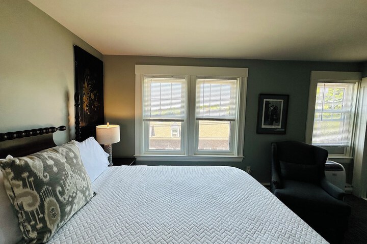 Room 119 of 167