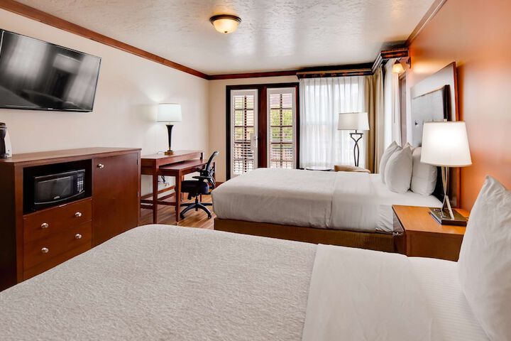 Room 18 of 40