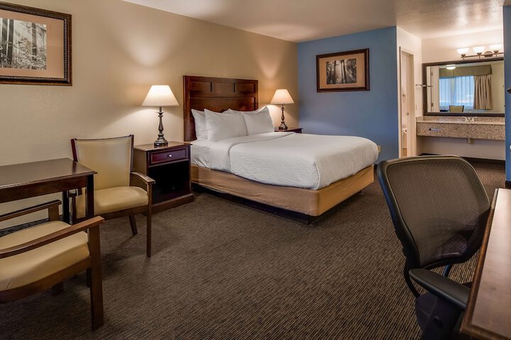 Room 18 of 35