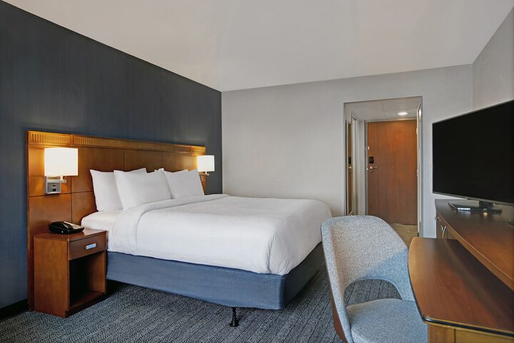 Room 47 of 74