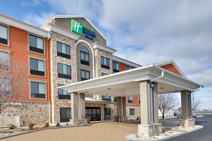 Holiday Inn Express Mitchell by IHG