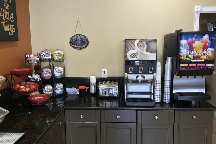 Breakfast/Coffee Service 61 of 68