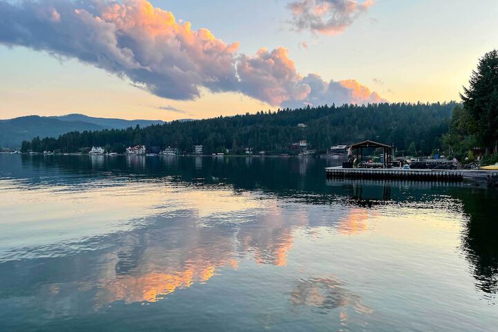 Peaceful Lakeside Retreat w / Deck & Amazing Views!