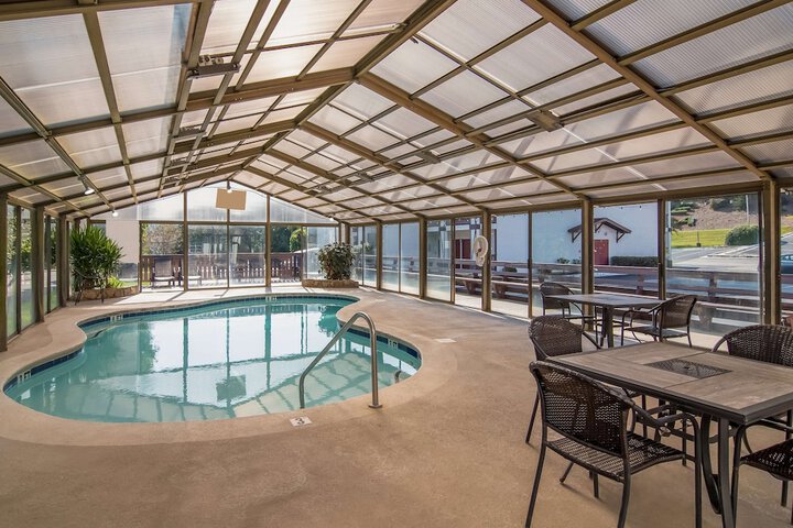 Pool 5 of 30