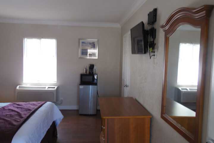 Room 19 of 41