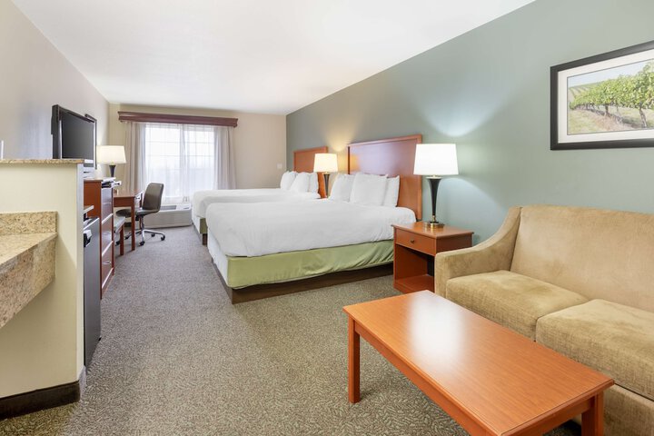 Room 30 of 36