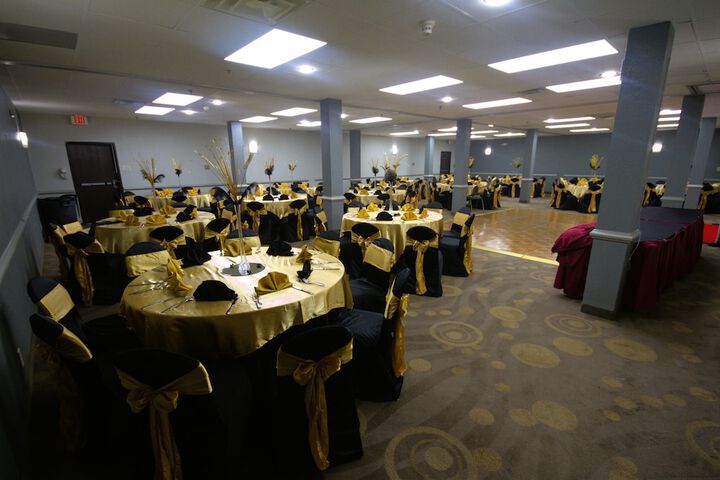 Ballroom/Hall 77 of 103