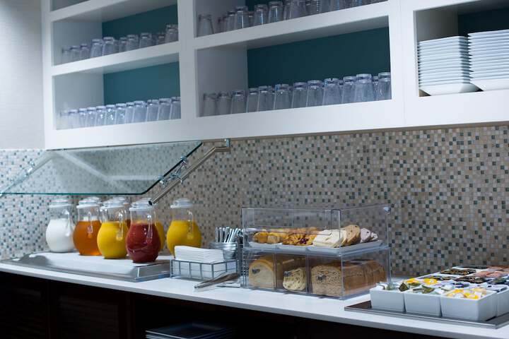 Breakfast/Coffee Service 49 of 73