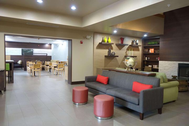 Hotel Interior 8 of 32