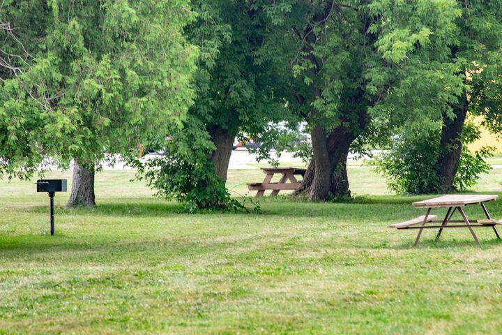 Property Grounds 26 of 26