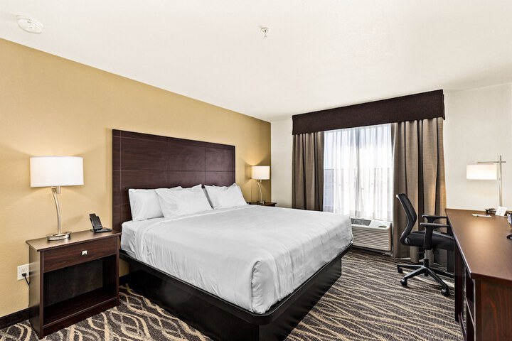 Room 33 of 45