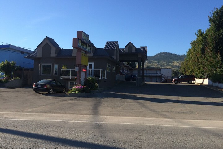 Hotel 5 of 30