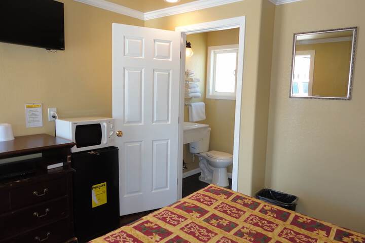 Room 20 of 43