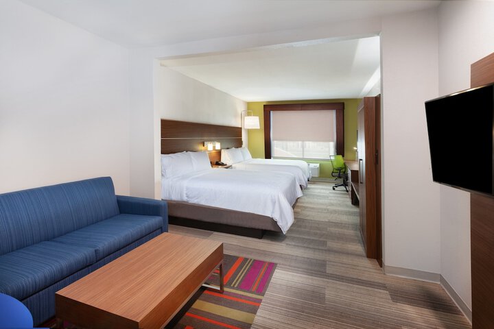 Room 26 of 42