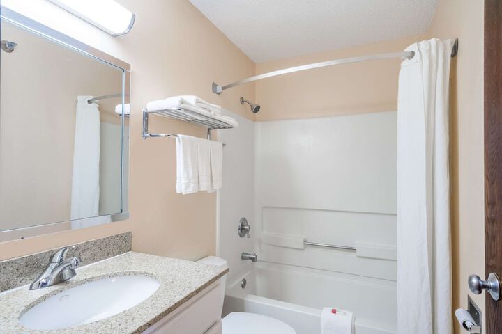 Room 13 of 17
