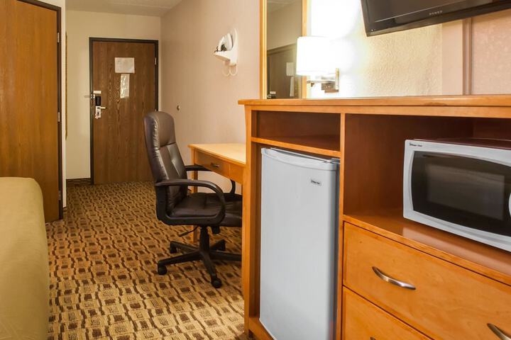 Room 8 of 21