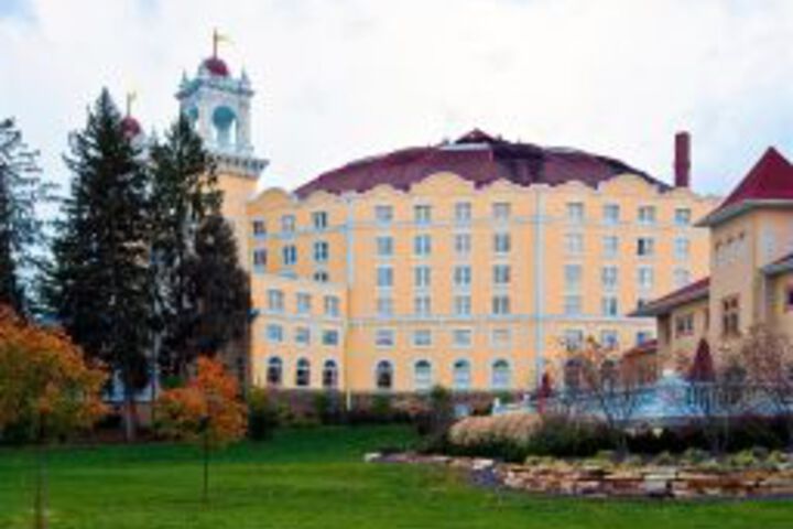 WEST BADEN SPRINGS HOTEL
