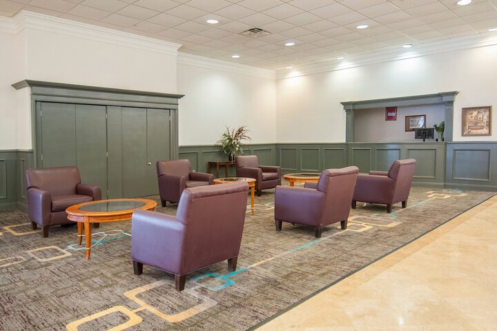 Four Points by Sheraton Alexandria