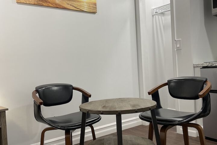 Room 89 of 103