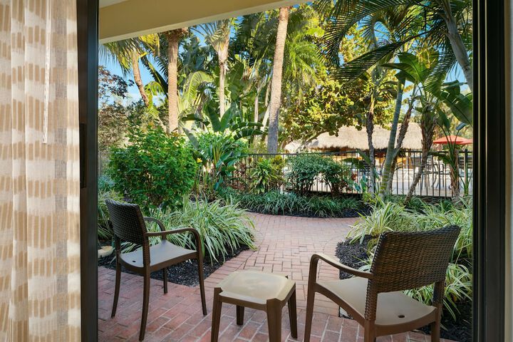 Terrace/Patio 27 of 33