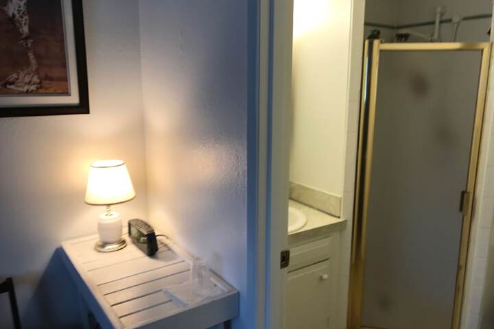 Room 7 of 25