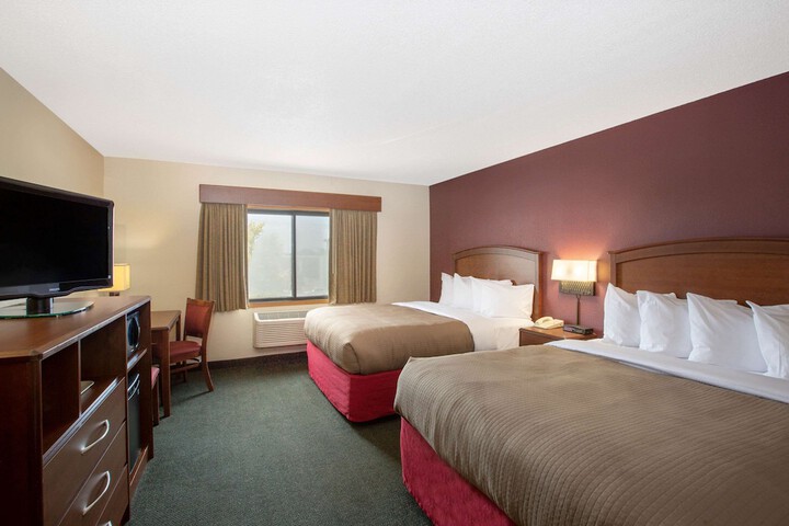 Room 15 of 31