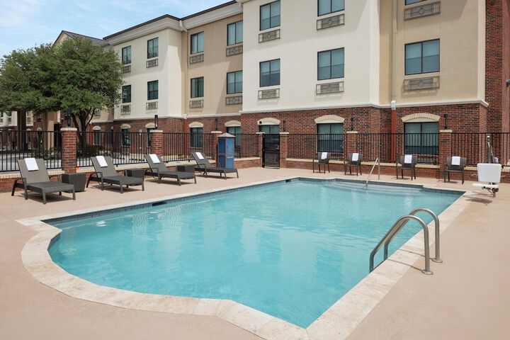 Pool 8 of 62