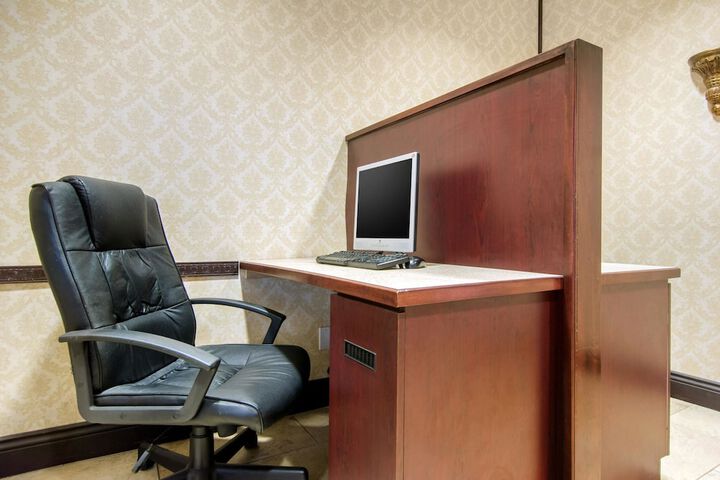 Business Center 54 of 55