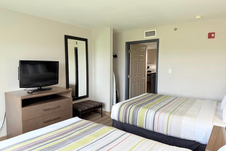 Country Inn & Suites by Radisson Harlingen, TX