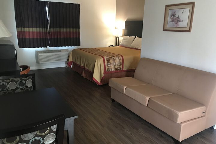 Manhattan Inn & Suites - LAX