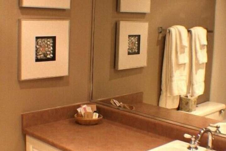 Room 23 of 44
