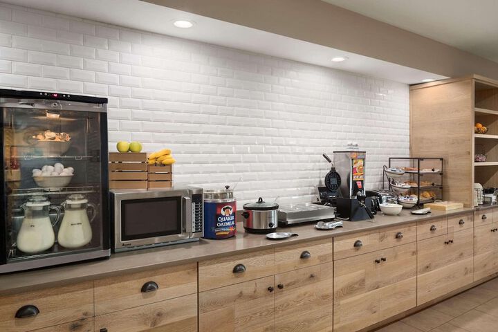 Country Inn & Suites by Radisson Louisville South, KY