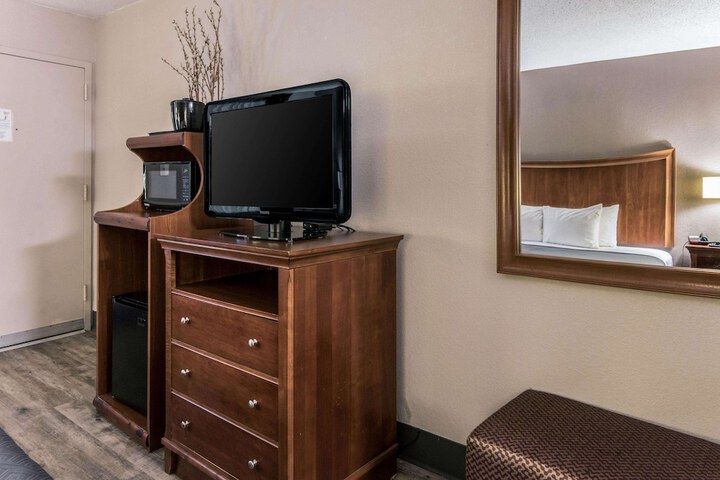 Room 15 of 45