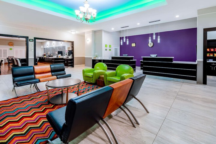 Hotel Interior 11 of 29