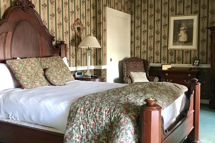 Waynebrook Inn Est 1865