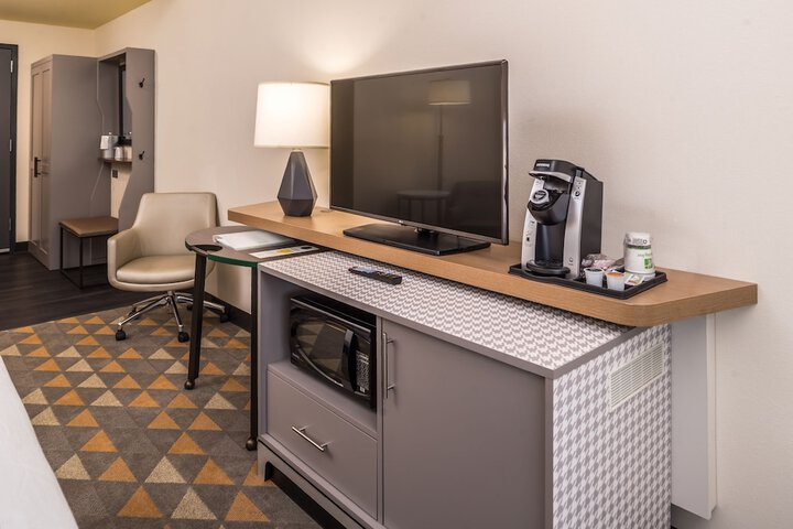 Holiday Inn Joplin by IHG