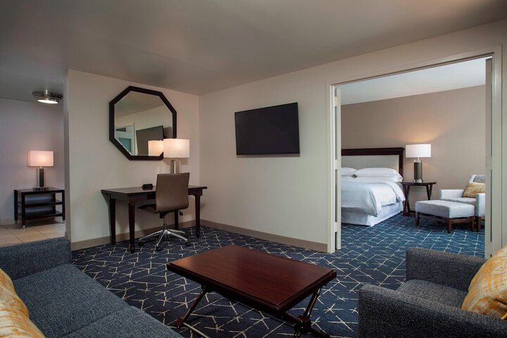 Room 18 of 52