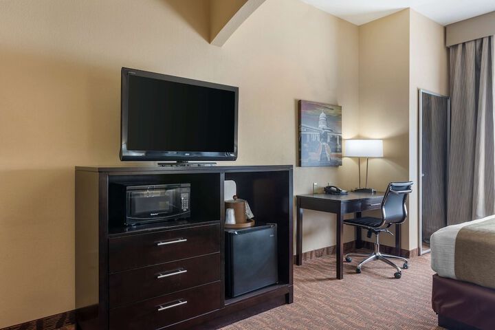 Room 14 of 39