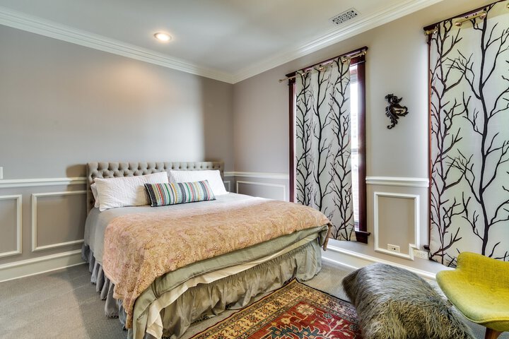 Room 27 of 54