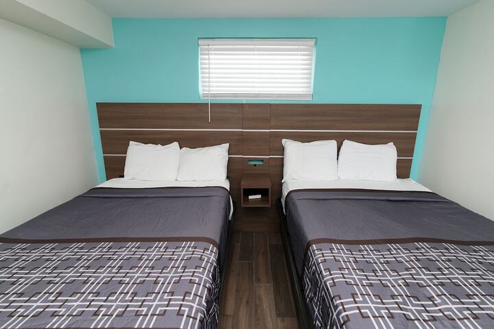 Room 14 of 30