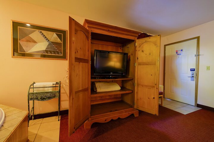 Room 36 of 111