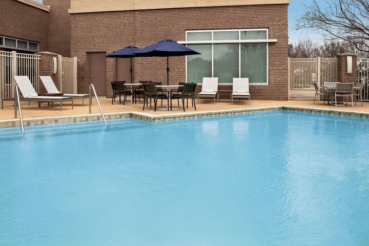 Hyatt Place Houston / Sugar Land