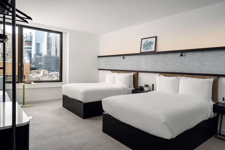 Room 30 of 62