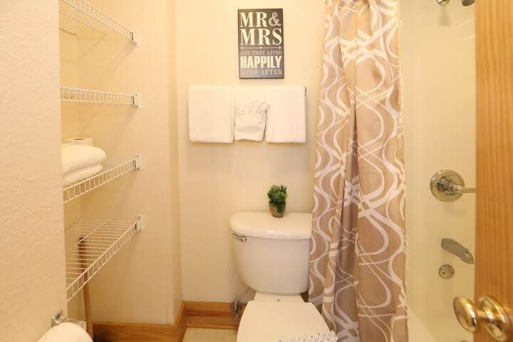 Room 42 of 94