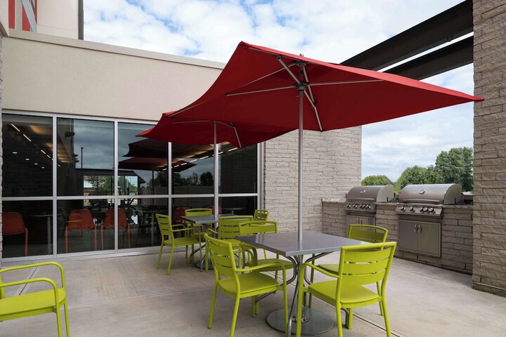 Terrace/Patio 40 of 44