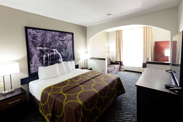 Room 21 of 43